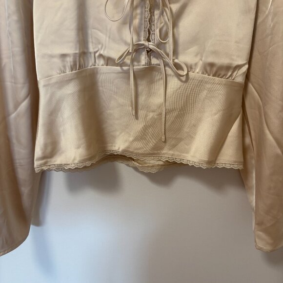 House of Harlow 1960 Cream Blouse - Picture 4 of 12